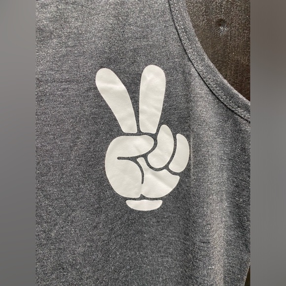 🖤 Mickey inspired tank top! - Picture 6 of 15